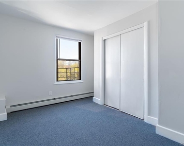 120 Grand Street - Photo Thumbnail 10