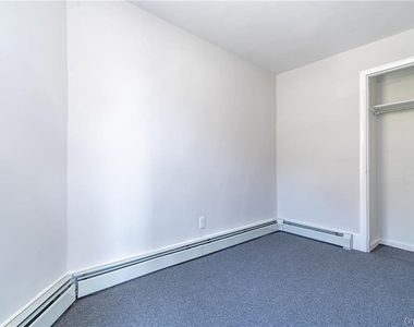 120 Grand Street - Photo Thumbnail 7