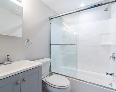 120 Grand Street - Photo Thumbnail 4