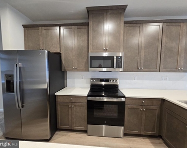 4928 Dunhaven Drive - Photo Thumbnail 26
