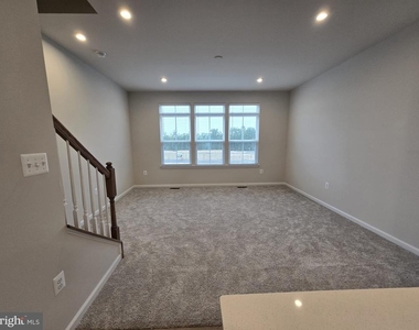 4928 Dunhaven Drive - Photo Thumbnail 22