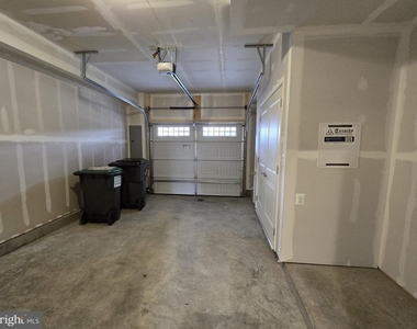 4928 Dunhaven Drive - Photo Thumbnail 32