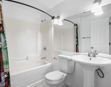 13719 Laurianne Terrace - Photo Thumbnail 13
