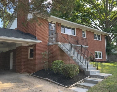 556 Orchard Street Nw - Photo Thumbnail 1