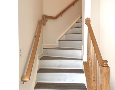 2540 Banshire Drive - Photo Thumbnail 24