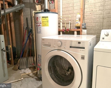 2540 Banshire Drive - Photo Thumbnail 48