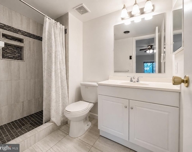 10204 Bushman Drive - Photo Thumbnail 13