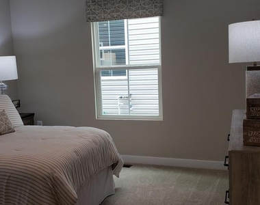 116 Buena Vista Drive - Photo Thumbnail 17