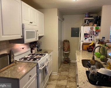 443 Fairmount Avenue - Photo Thumbnail 2