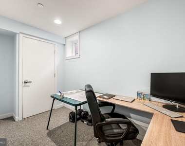 1014 S Bouvier Street - Photo Thumbnail 23