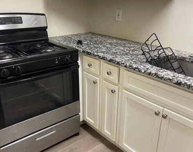 7147 Radbourne Road - Photo Thumbnail 1