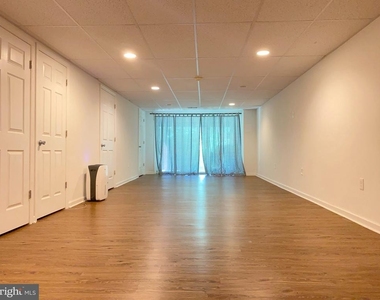 326 Brigade Court - Photo Thumbnail 38