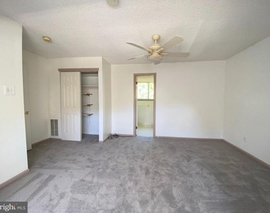 326 Brigade Court - Photo Thumbnail 23