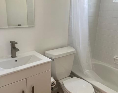 106 Carolina Avenue - Photo Thumbnail 13