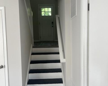 106 Carolina Avenue - Photo Thumbnail 14