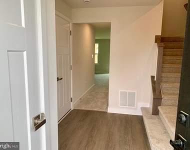 65 Rosemary Way - Photo Thumbnail 10