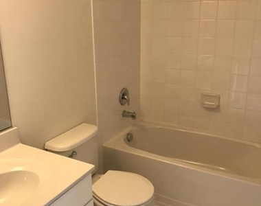 9513 Mary Geneva Lane - Photo Thumbnail 8