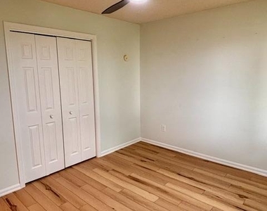 16 Colgate Drive - Photo Thumbnail 16