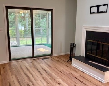 16 Colgate Drive - Photo Thumbnail 4