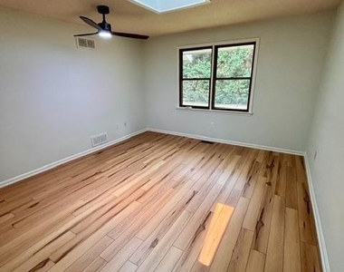 16 Colgate Drive - Photo Thumbnail 25