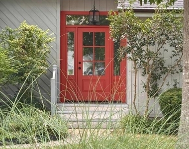 16 Colgate Drive - Photo Thumbnail 1