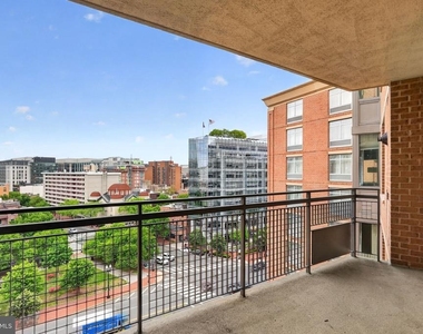 555 Massachusetts Avenue Nw - Photo Thumbnail 25