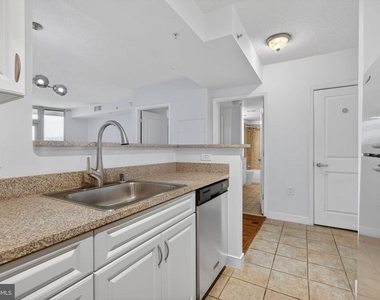 555 Massachusetts Avenue Nw - Photo Thumbnail 13