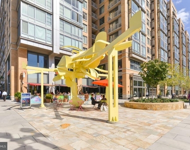 555 Massachusetts Avenue Nw - Photo Thumbnail 37