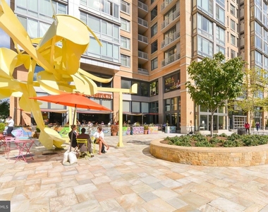555 Massachusetts Avenue Nw - Photo Thumbnail 38
