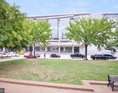 555 Massachusetts Avenue Nw - Photo Thumbnail 29