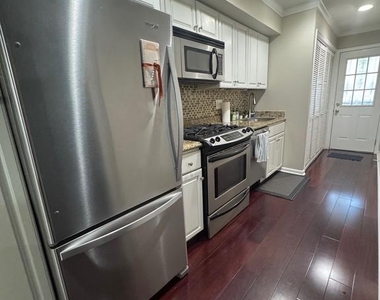 26 17th Street Se - Photo Thumbnail 16