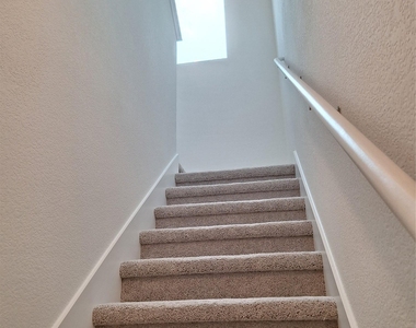 18001 Prairie Falcon Way - Photo Thumbnail 10