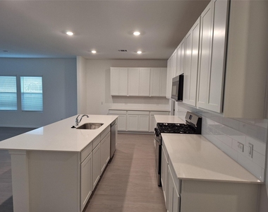 18001 Prairie Falcon Way - Photo Thumbnail 24