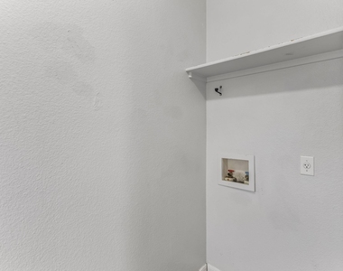3201b El Salido Pkwy - Photo Thumbnail 8