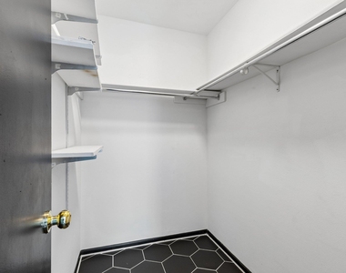 100 Lido Cir - Photo Thumbnail 21