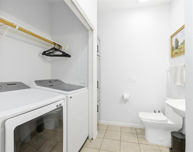 7510 Lazy Creek Dr - Photo Thumbnail 1