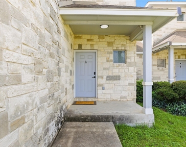 7510 Lazy Creek Dr - Photo Thumbnail 9