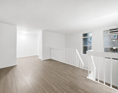 33 Gold Street - Photo Thumbnail 12