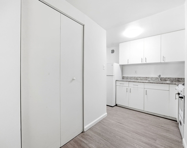 33 Gold Street - Photo Thumbnail 4