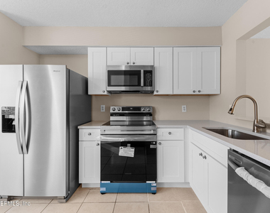4259 Polo Court - Photo Thumbnail 3