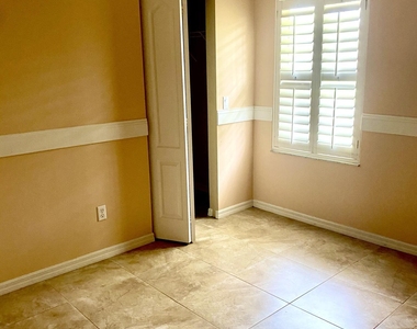 20 Empress Lane - Photo Thumbnail 7