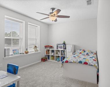 225 S Torwood Drive - Photo Thumbnail 18