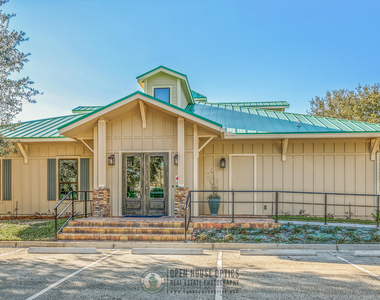 955 Registry Boulevard - Photo Thumbnail 98