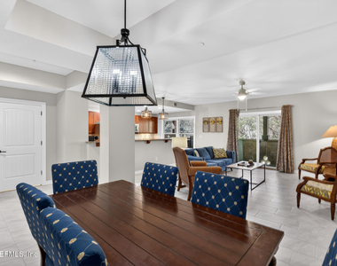 955 Registry Boulevard - Photo Thumbnail 10