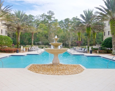 955 Registry Boulevard - Photo Thumbnail 42
