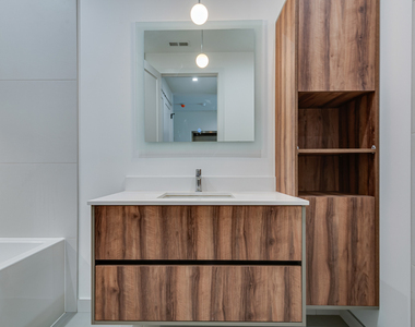 1522 W Chicago Avenue - Photo Thumbnail 19