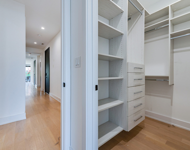 1522 W Chicago Avenue - Photo Thumbnail 14