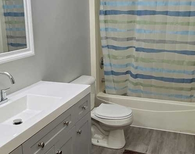 2416 Boxwood Lane - Photo Thumbnail 26