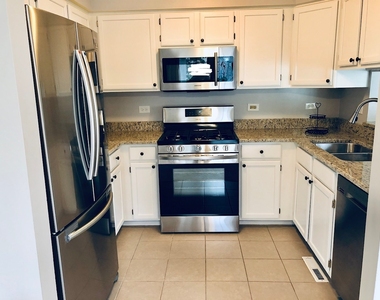 503 Orleans Avenue - Photo Thumbnail 9