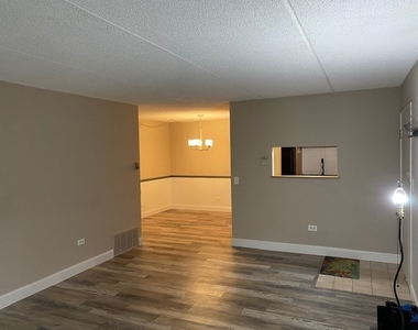 5s066 Pebblewood Lane - Photo Thumbnail 6